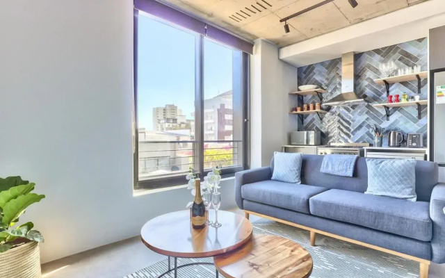 Lovely Couples Retreat Studio Apartment!