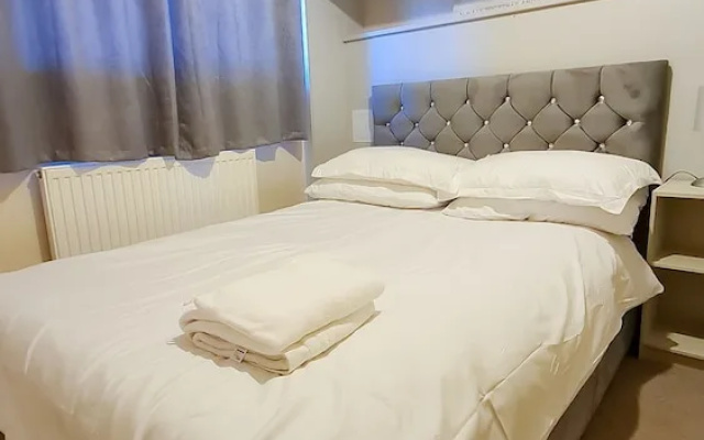 Room-cosy Double Private Bedroom 2-3