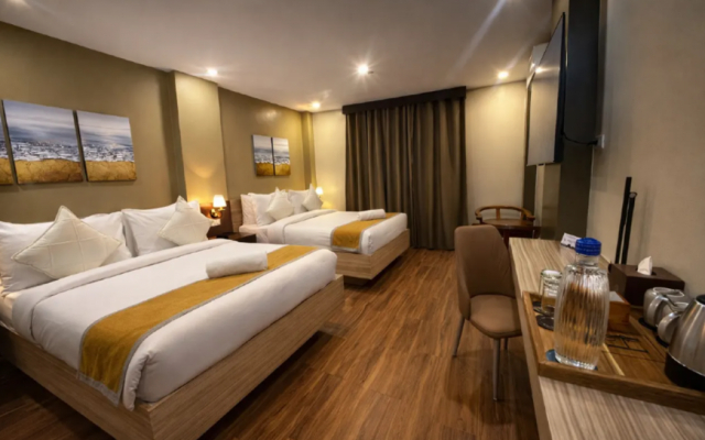 Hollywood Hotel Puerto Princesa