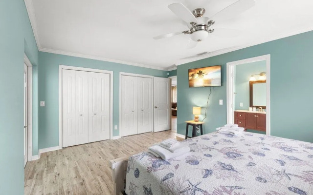 Apollo Beach House