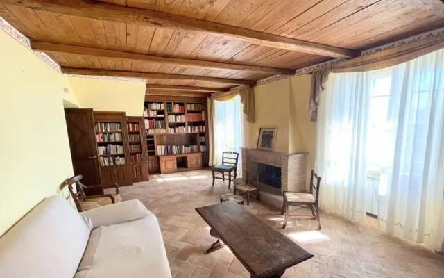 Charming Mansion With Large Pool, Expansive Grounds