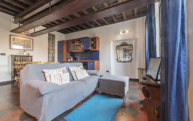 Colosseo Modern Apartment