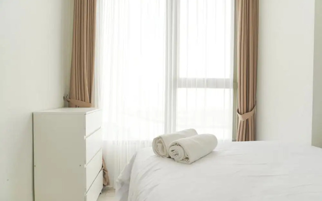 Modern Look And Comfy 2Br Gold Coast Apartment