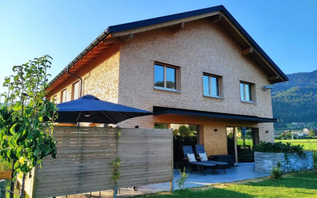 751pelzrain (Adults Only)