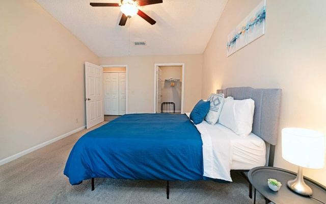 Convenient Apartments to Golf & Beaches by Frontdesk