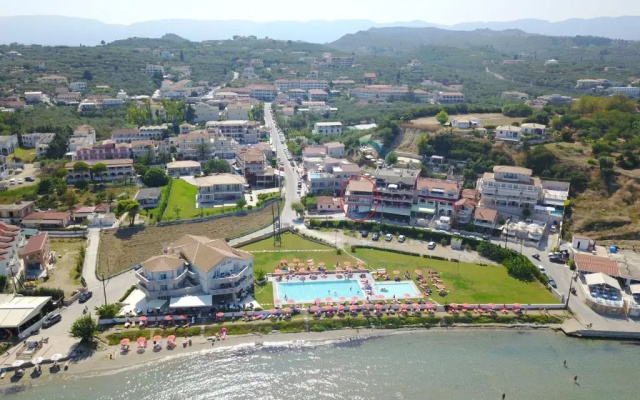Level 3 Sea View Studio
