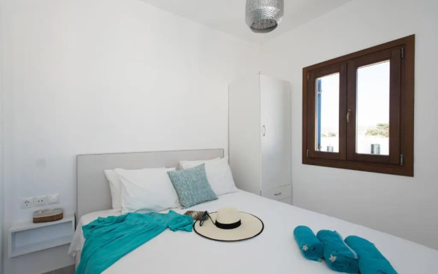 Olive Tree, Mykonos Town 2BRM Apartment with Pool
