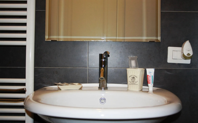 Отель Salotto Piramide B&B