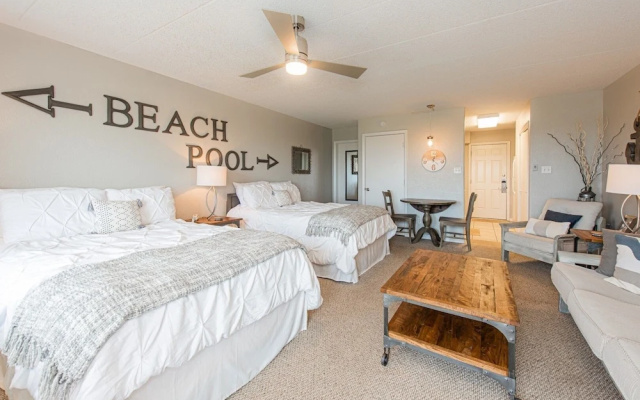 Island 149 1 Bedroom Condo