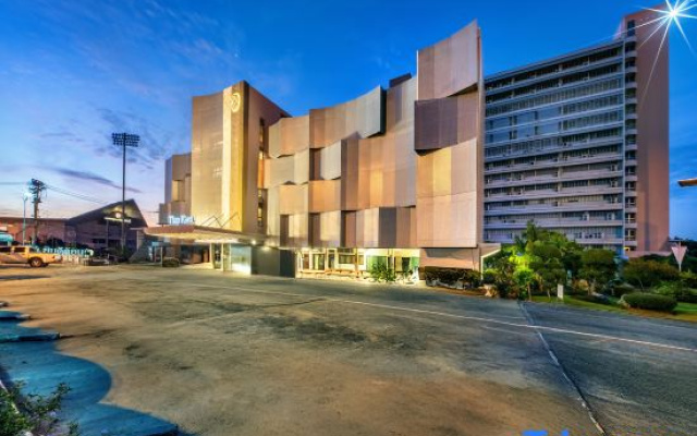 Thap Kaeo Poshtel City Center Korat