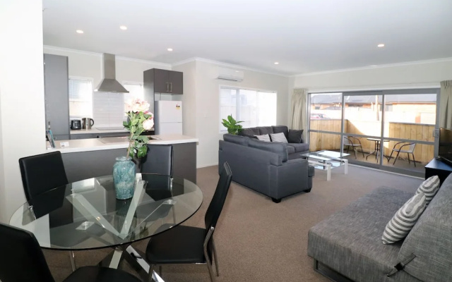 1-6 Apartments on Jones Cres