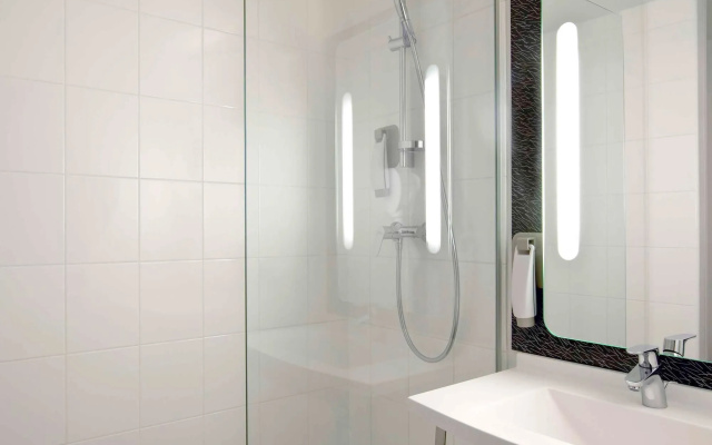 ibis Clermont Ferrand Nord Riom