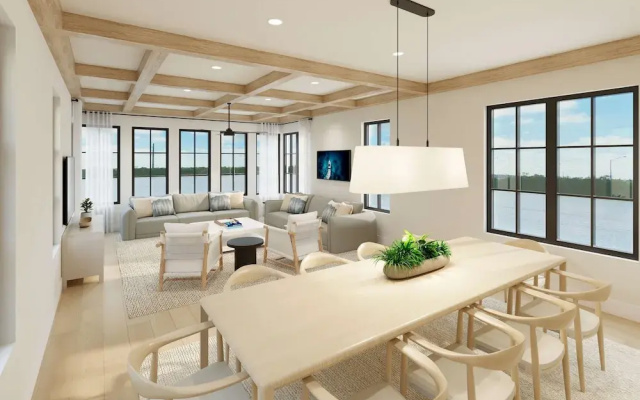 Waterfront Luxury Home - Tidelands House
