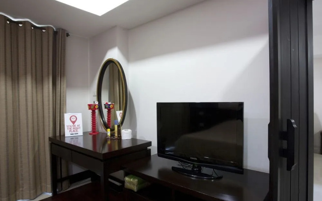 Nida Rooms Triple 2 Wattana Sky Train