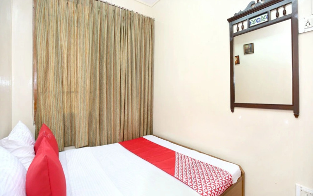 OYO 12488 Home 2BHK Meridian House