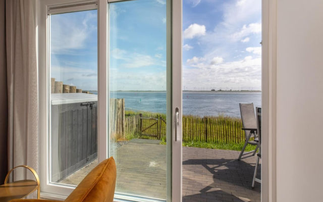 Apartment in Sint-annaland by Oosterschelde