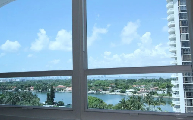 Soleil Apartments at Castle Beach Club