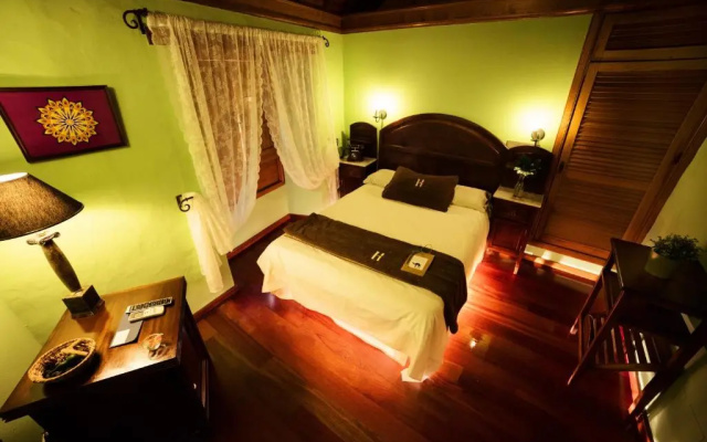 Отель Rural Casa de los Camellos