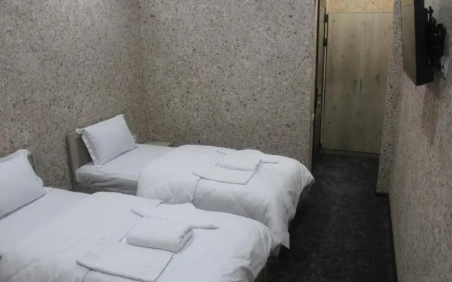 Taxtapul Hotel