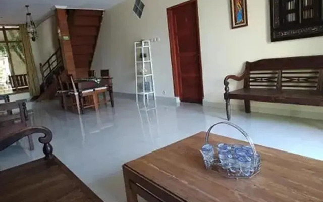 Hazel House Bandung By Zuzu