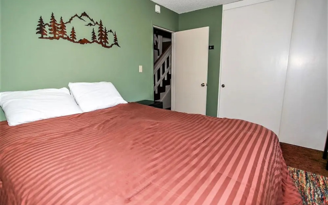 Crazy Bear Lookout-1778 by Big Bear Vacations
