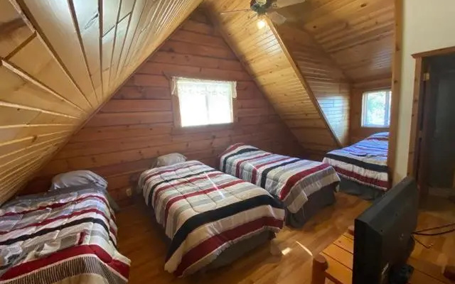 Warrens Cabin