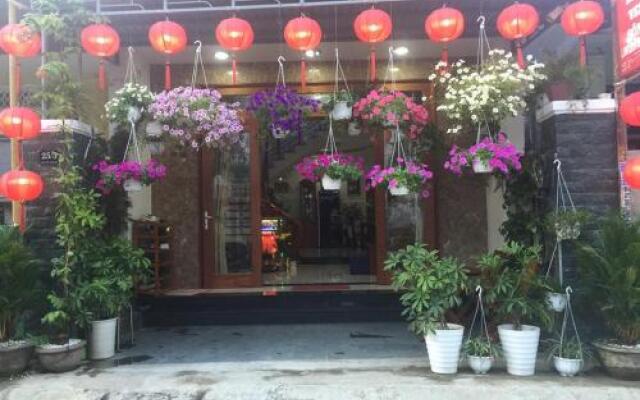 Отель Lantern Riverside Hoi An вид на фасад