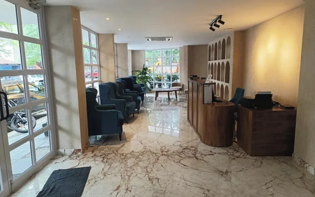 Astra Hotels & Suites - Koramangala