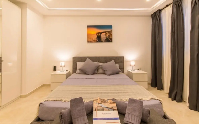 Top Modern Prime Location 2mn to the sea
