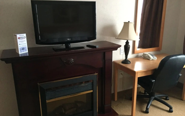 Super 8 Fort Nelson
