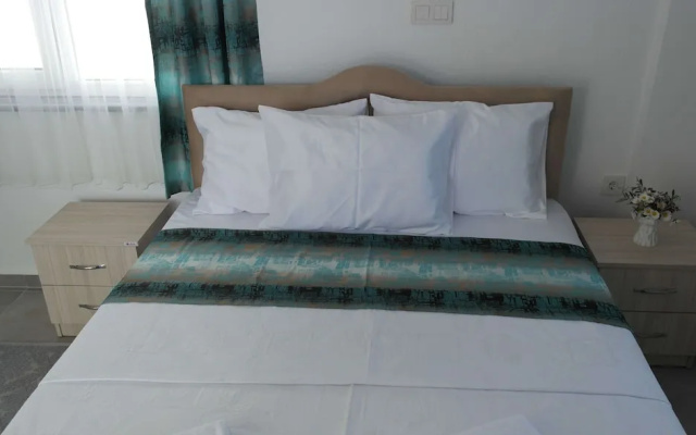 Nilüfer Apart Otel Karaburun