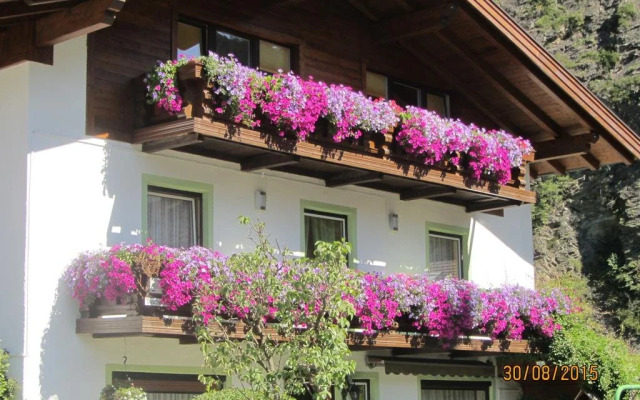 Haus Alpina