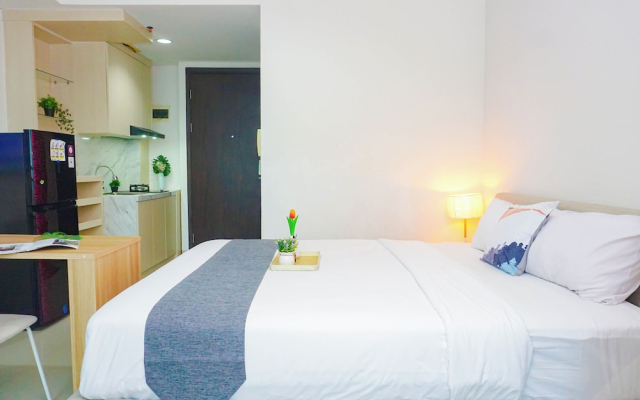 Relaxing Stay Studio At Apartment Lrt City Bekasi