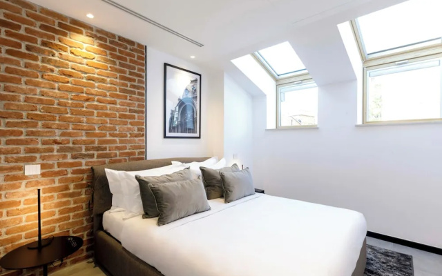 OLD TOWN SNAIL Design Apartments