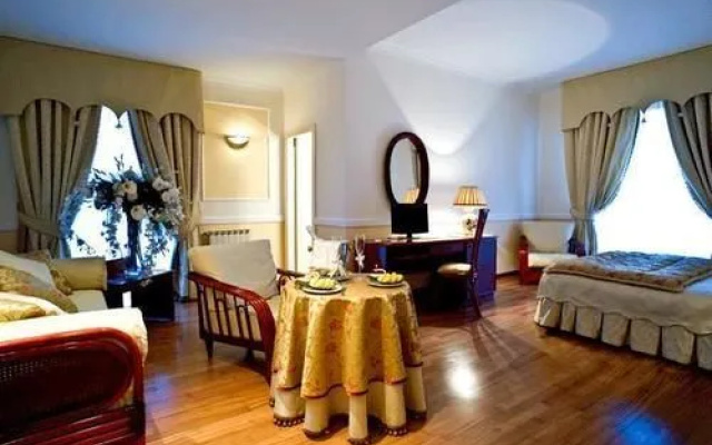 Hotel Taverna dei Re