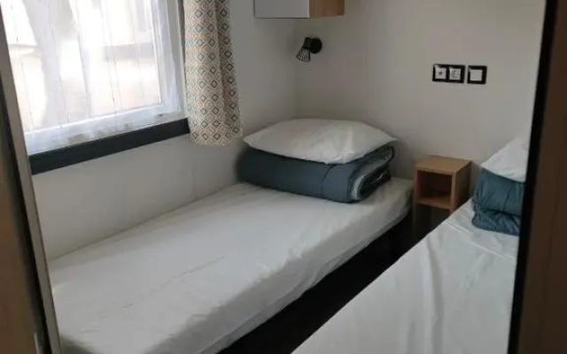 Mobil home 6 personnes 100m de la plage