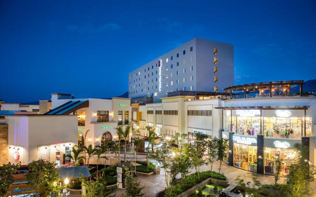 Отель Fiesta Inn Puerto Vallarta Isla вид на фасад