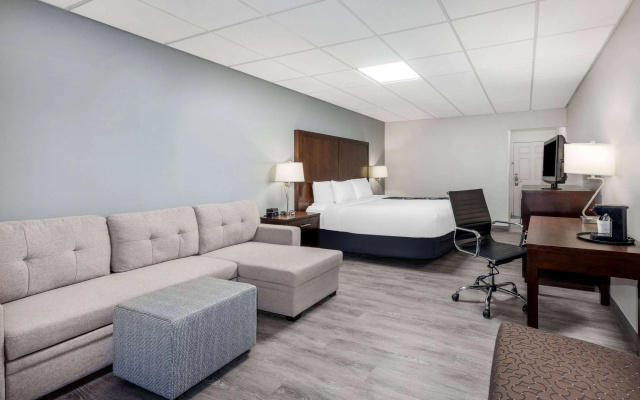 La Quinta Inn by Wyndham Lynnwood