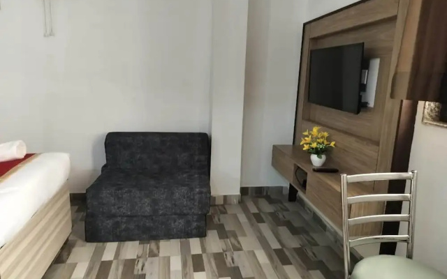 FabHotel Clink