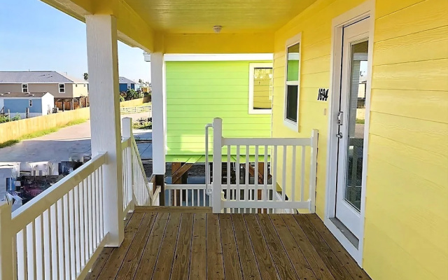 Flamingo Haven - Three Bedroom Home