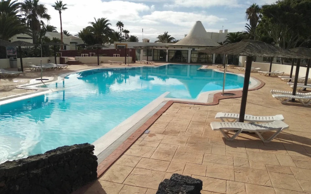 Rooms Costa Teguise Beach - Adults Only