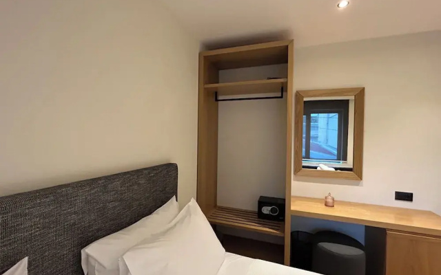 Downtown Suites