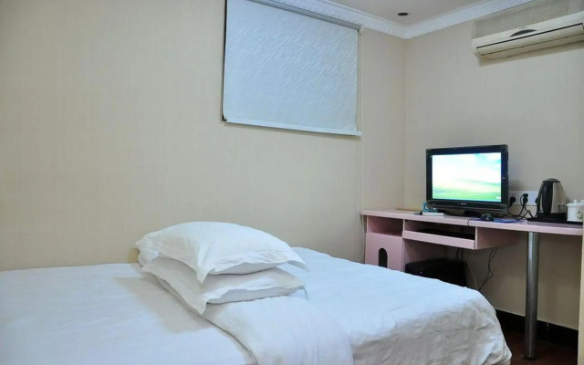 Changsha Dongzi Hotel (Xiangya Second Affiliated Hospital Changsha Railway Station)