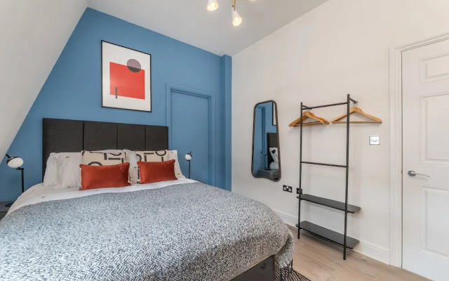 Clarendon Minories