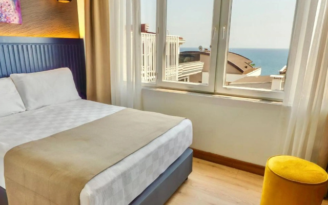 Lara Atalla Hotel