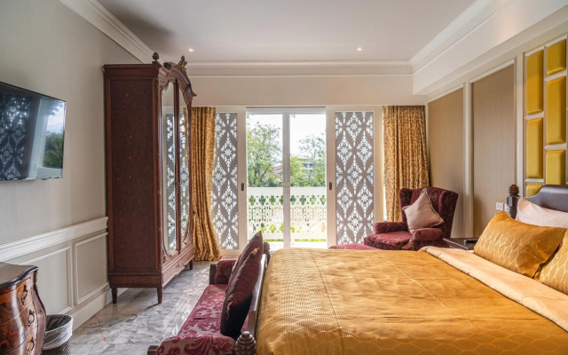 At Pingnakorn Riverside Hotel Chiangmai