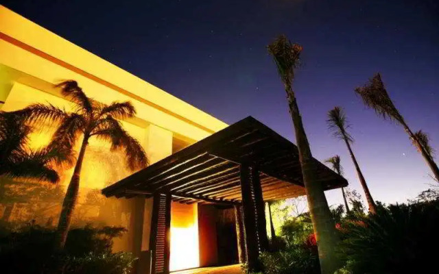 Ocean Breeze Boutique Riviera Maya