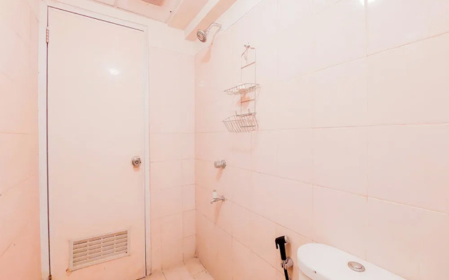 Modern Look 2Br At Serpong Greenview Apartment