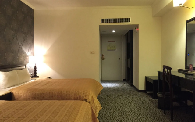 Well Garden Hotel