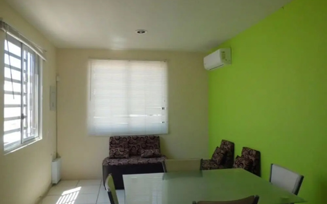 Casa Villa R